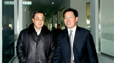 中央政治局委員、國(guó)務(wù)院副總理胡春華視察民豐馬鈴薯脫毒組培中心